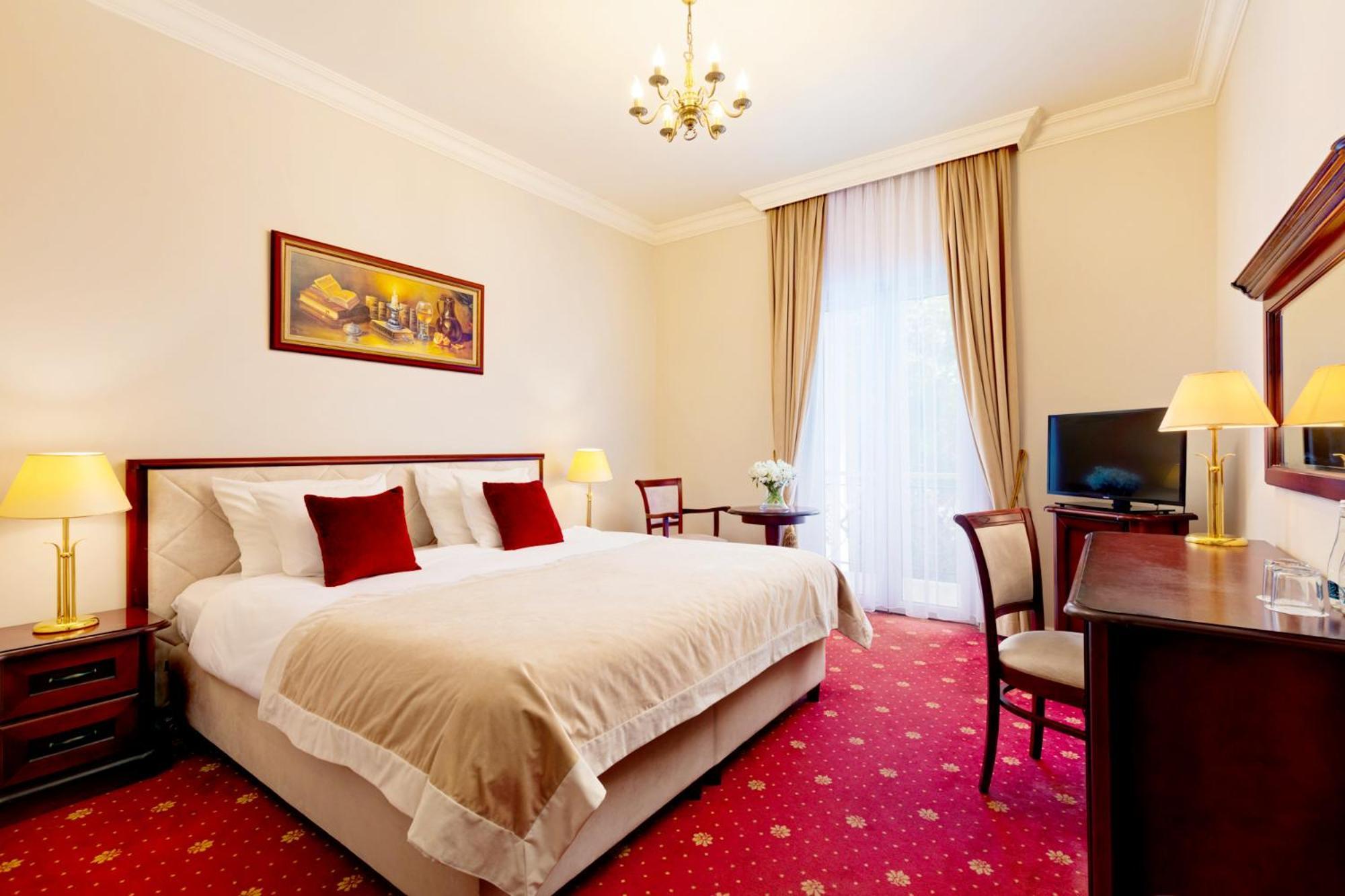 Pałacyk Otrębusy Business&Spa Zewnętrze zdjęcie